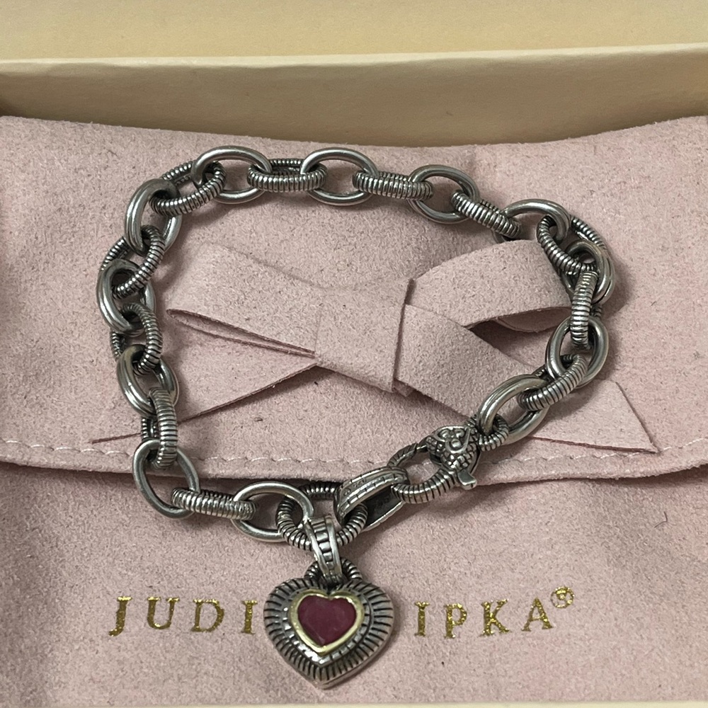 Judit Ripka Ruby Heart bracelet - Picture 2 of 12